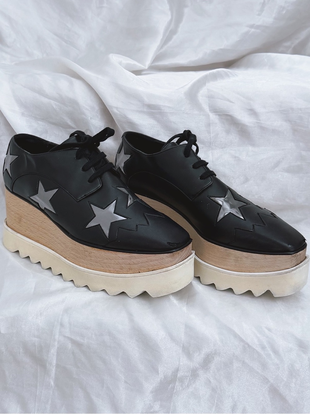 Stella McCartney Black Star Platform Lace-Up Oxfords Platform Shoes